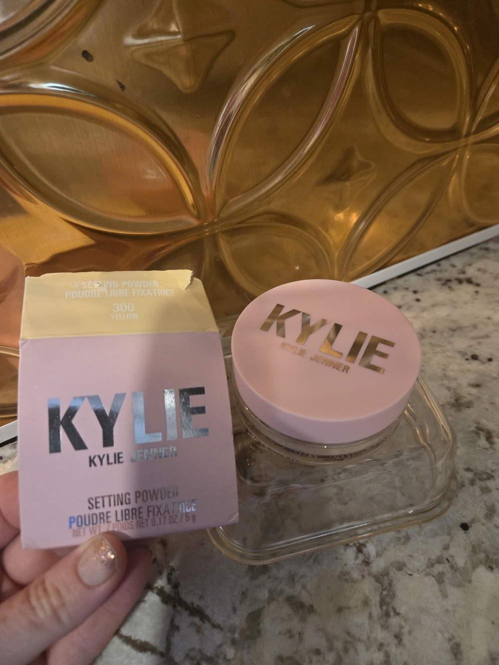 Kylie Jenner Setting Powder - 30p Yellow